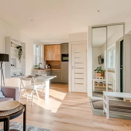 Hubane Vaeikemaja Haapsalus Uuemoisa