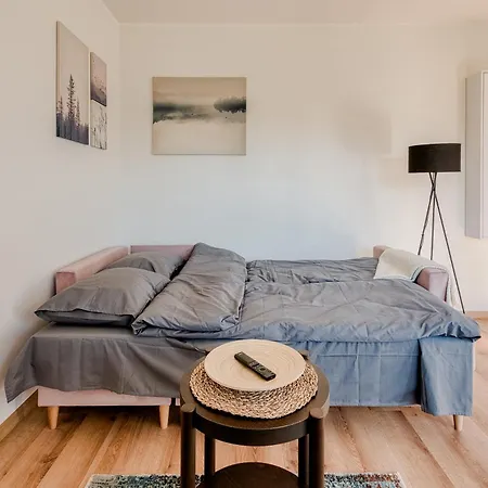 Hubane Vaeikemaja Haapsalus * Uuemoisa