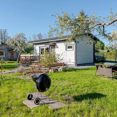 Hubane Vaeikemaja Haapsalus