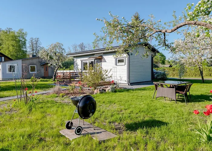 Hubane Vaeikemaja Haapsalus